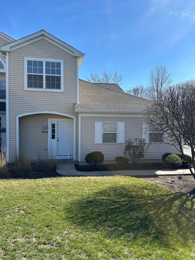 1405 Hidden Grove Circle #1405 — Joliet, IL 60435