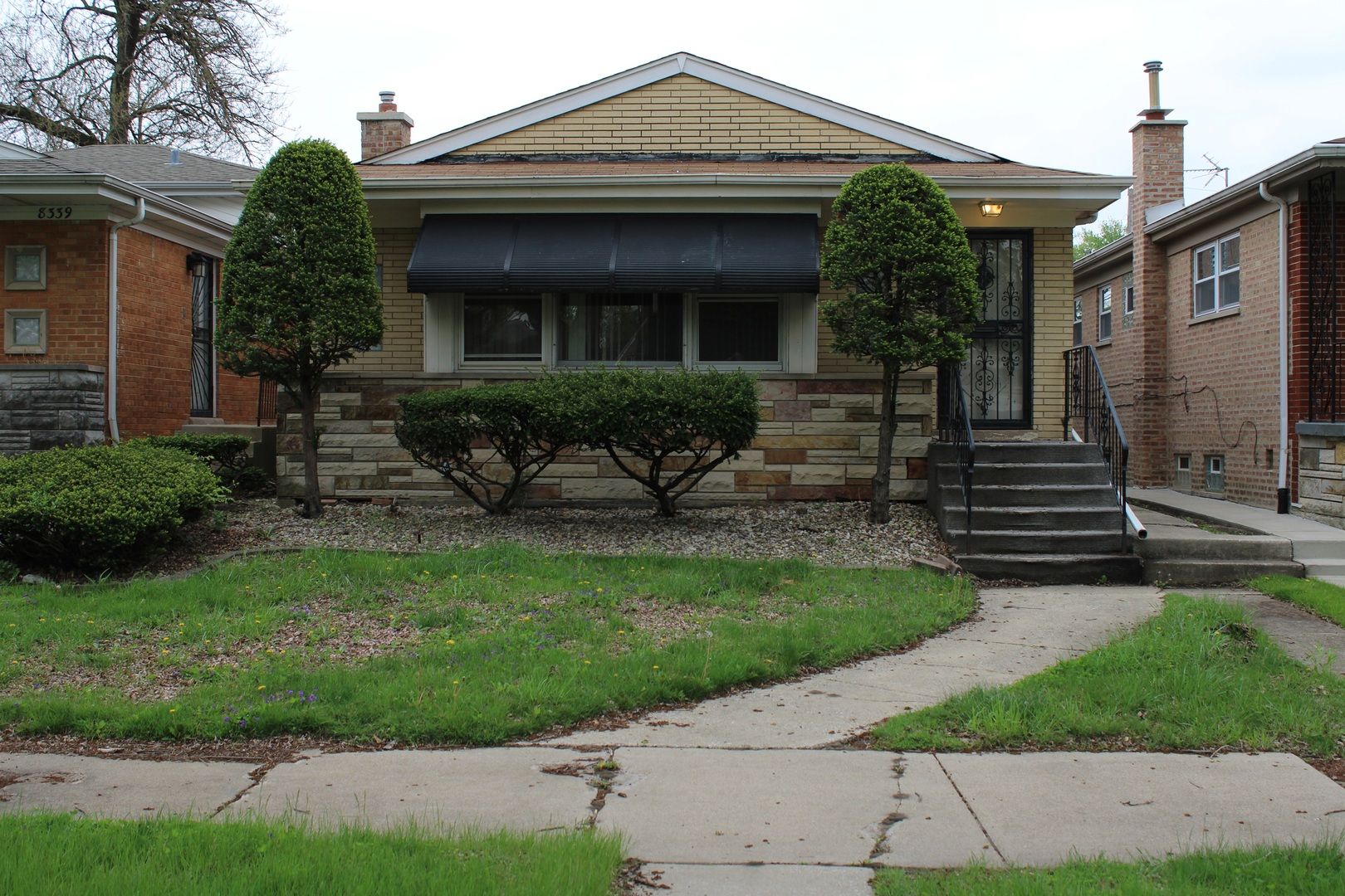 8343 S Calumet Avenue — Chicago, IL 60619