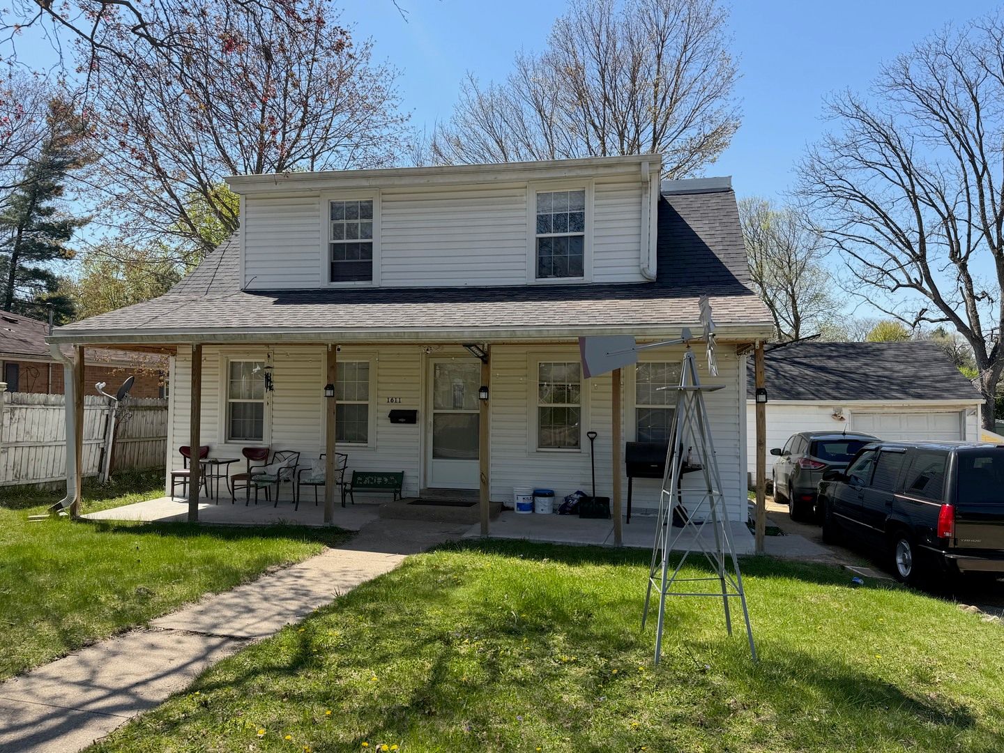 1611 Eastmoreland Avenue — Rockford, IL 61108