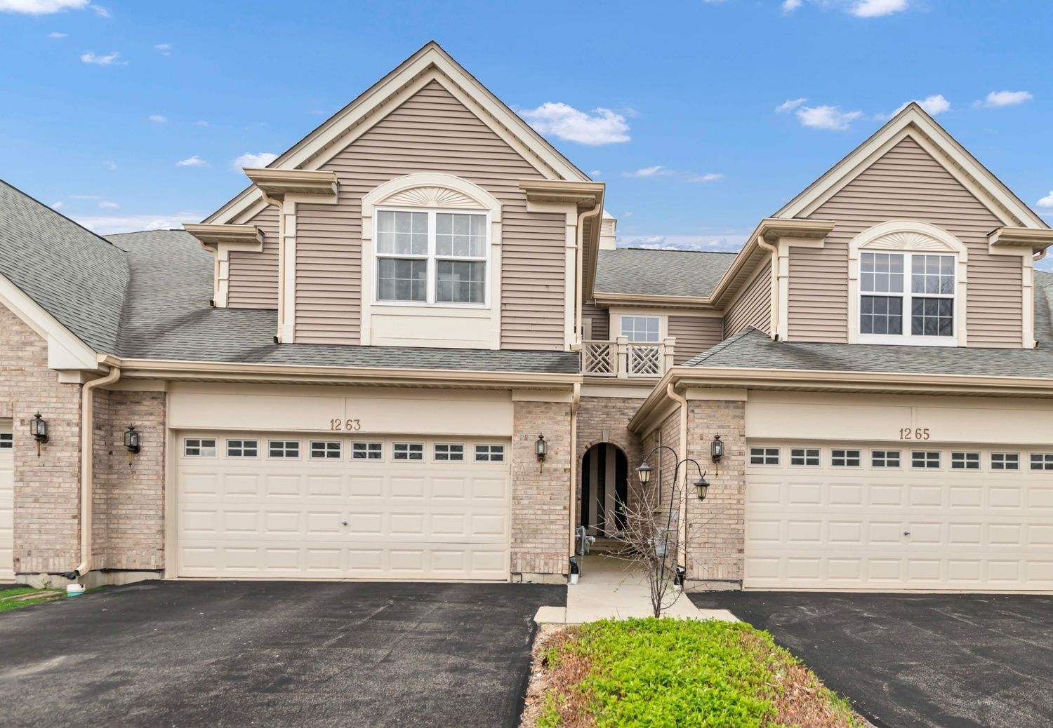 1263 Tamarack Drive — Bartlett, IL 60103