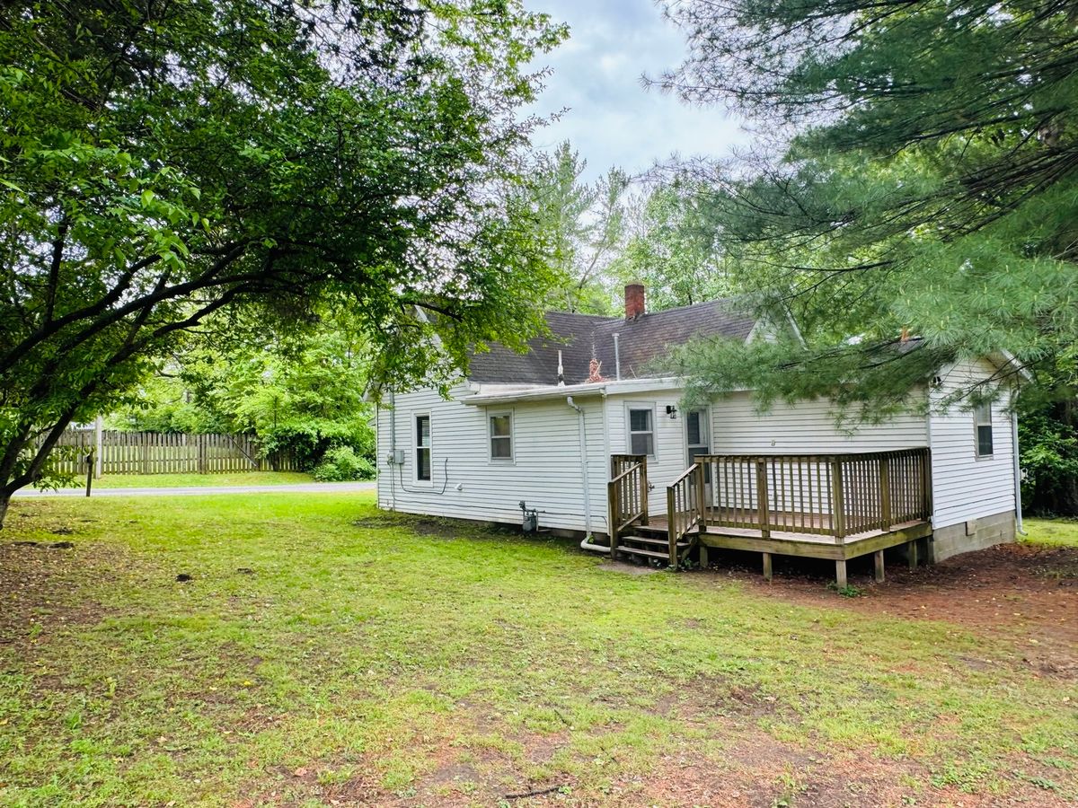 103 W Whitlock Street W, Jonesboro, IL 62952