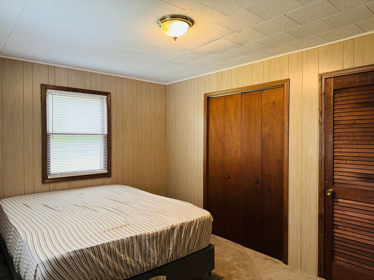 103 W Whitlock Street W, Jonesboro, IL 62952