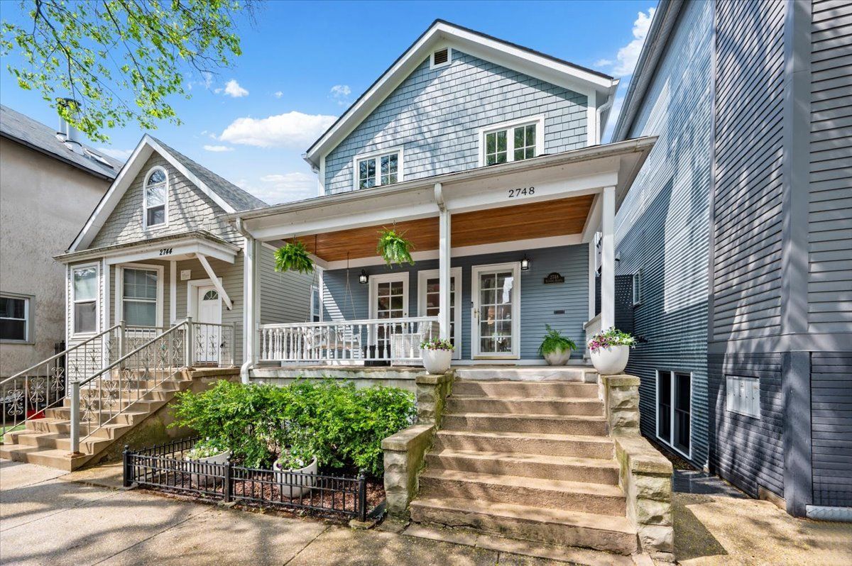 2748 KENMORE Avenue, Chicago, IL 60614