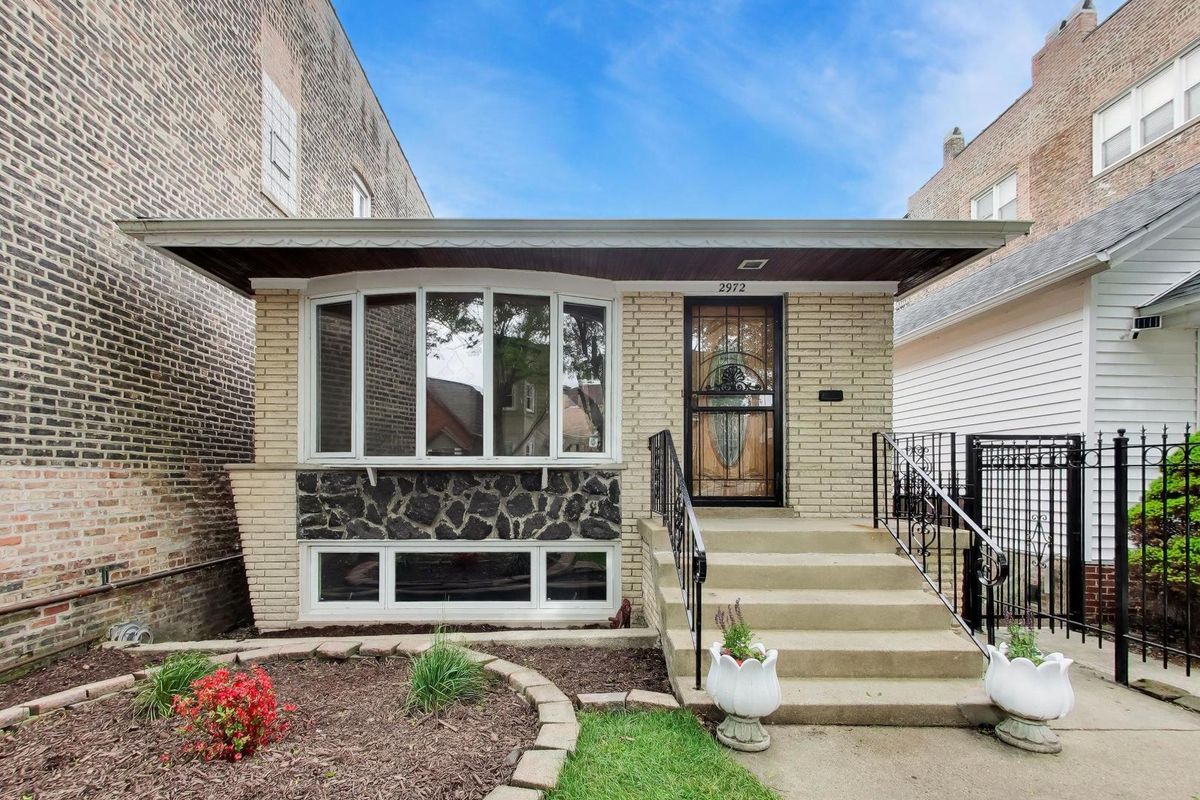 2972 Loomis Street, Chicago, IL 60608