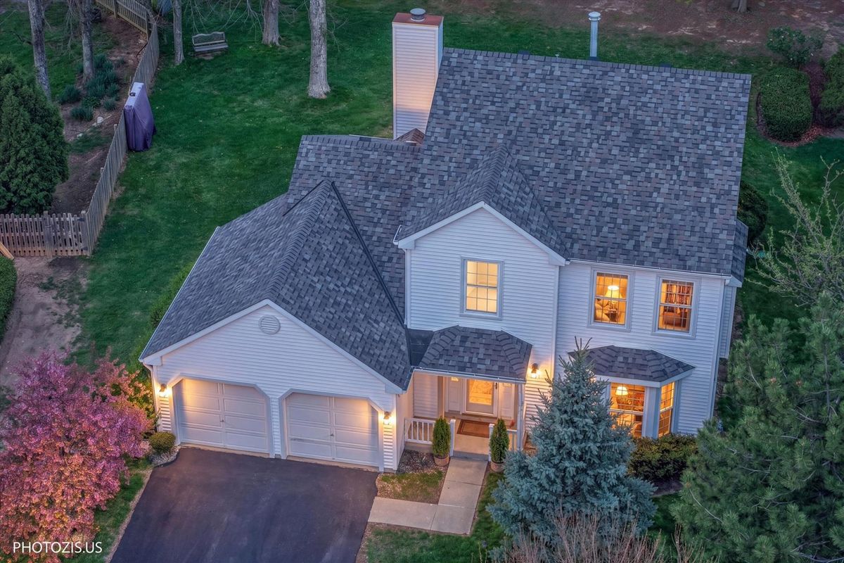 103 Sterling Heights Road, Vernon Hills, IL 60061