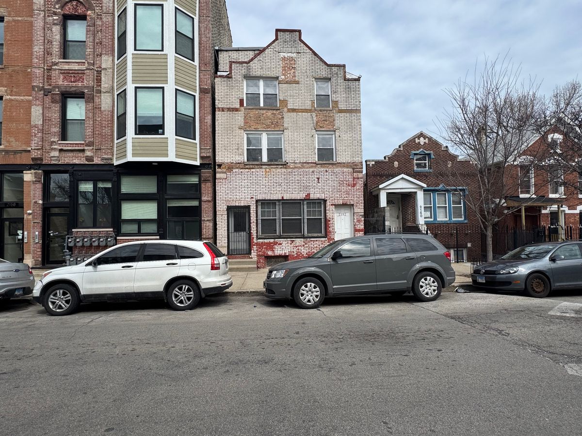 2152 21st Street, Chicago, IL 60608