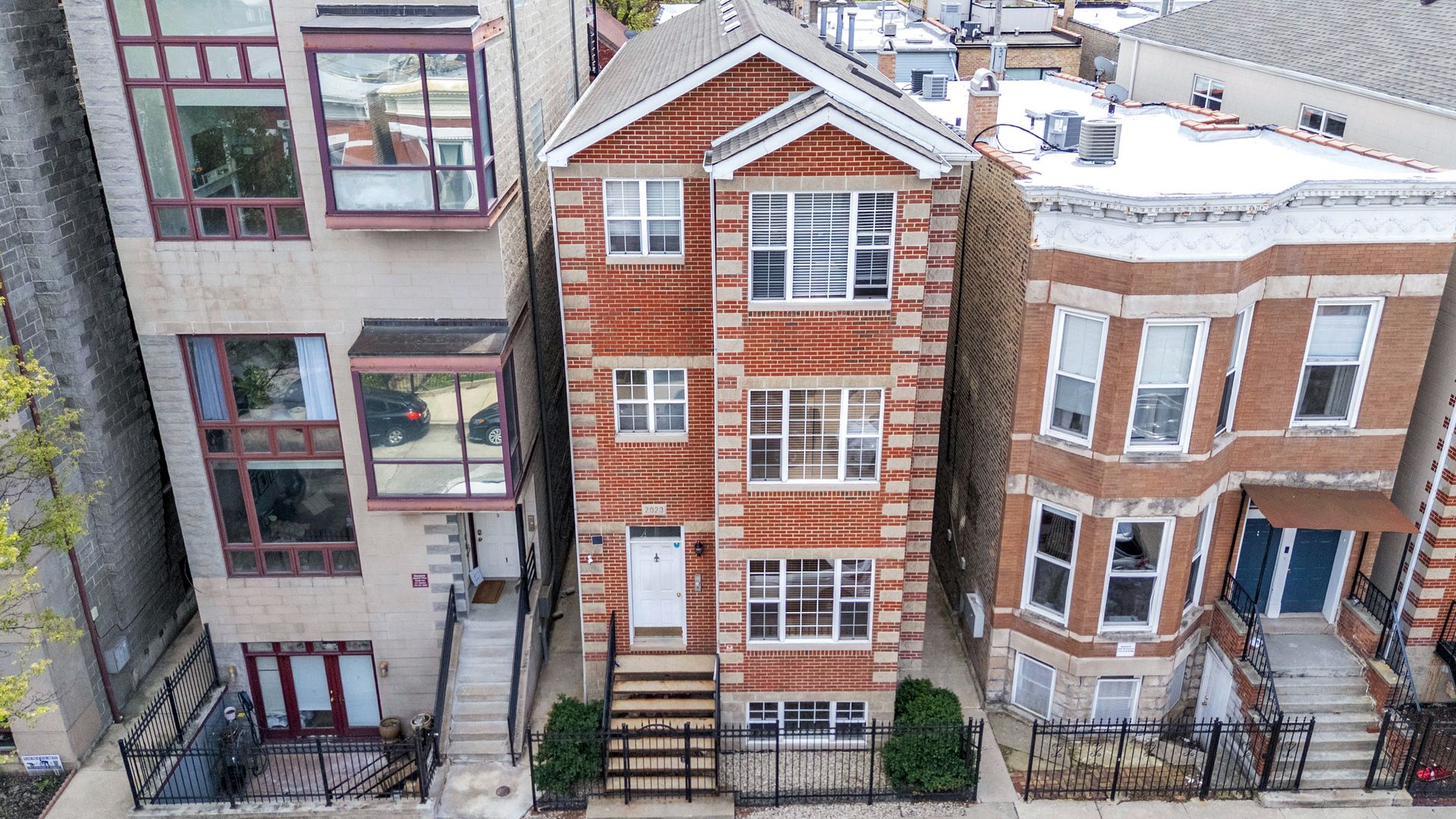 2023 W Superior Street #G — Chicago, IL 60612