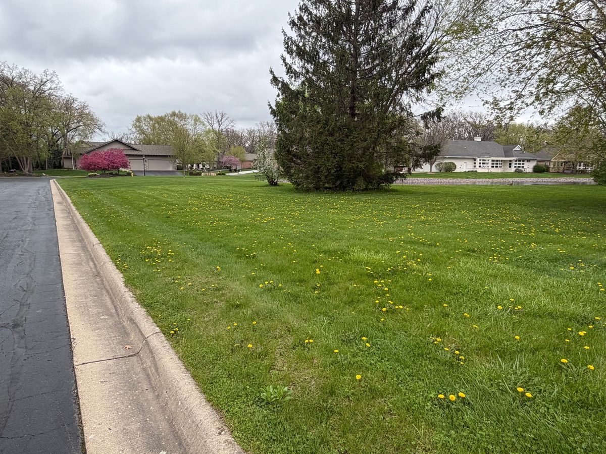 5351 Woodland Pond Lane, Loves Park, IL 61111