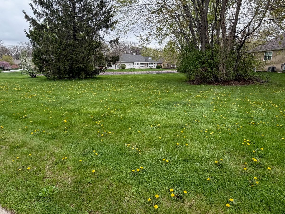 5351 Woodland Pond Lane, Loves Park, IL 61111