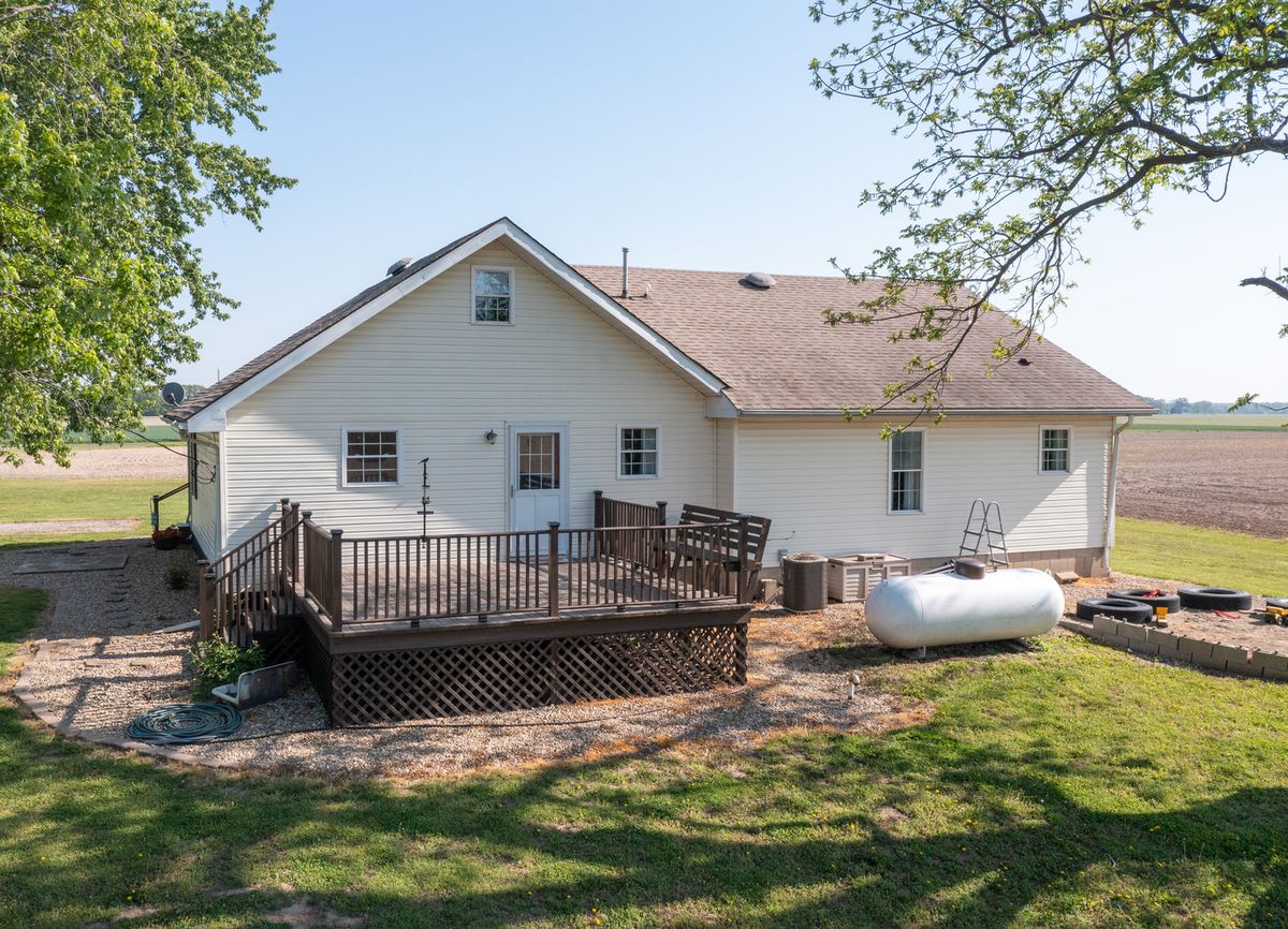 878 County Road 600 N, Sims, IL 62886