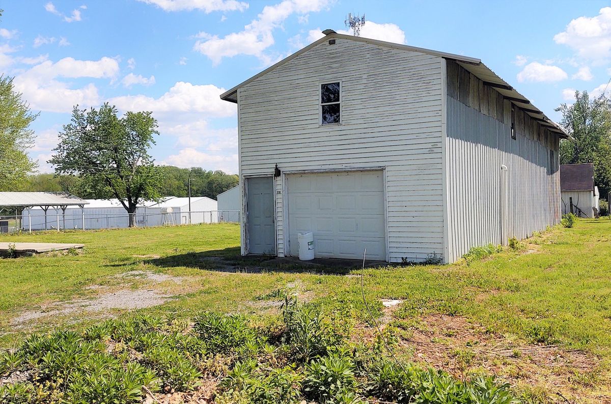 288 E Illinois Avenue, Shawneetown, IL 62984