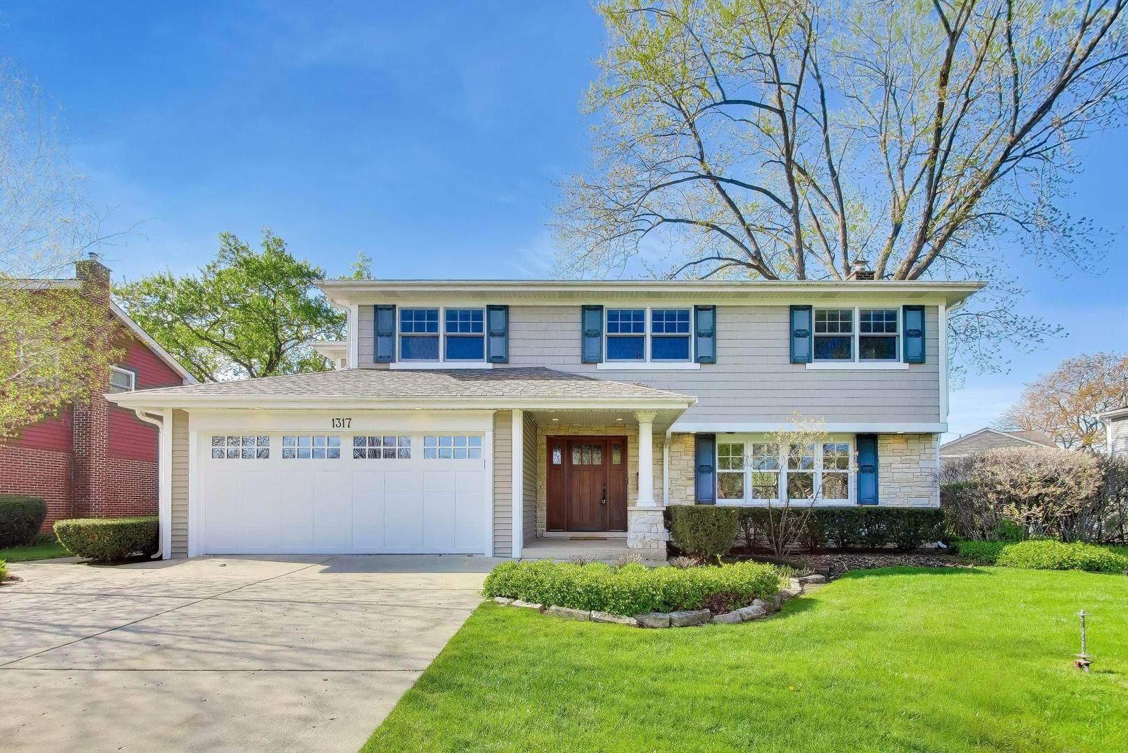 1317 W Grove Street — Arlington Heights, IL 60005