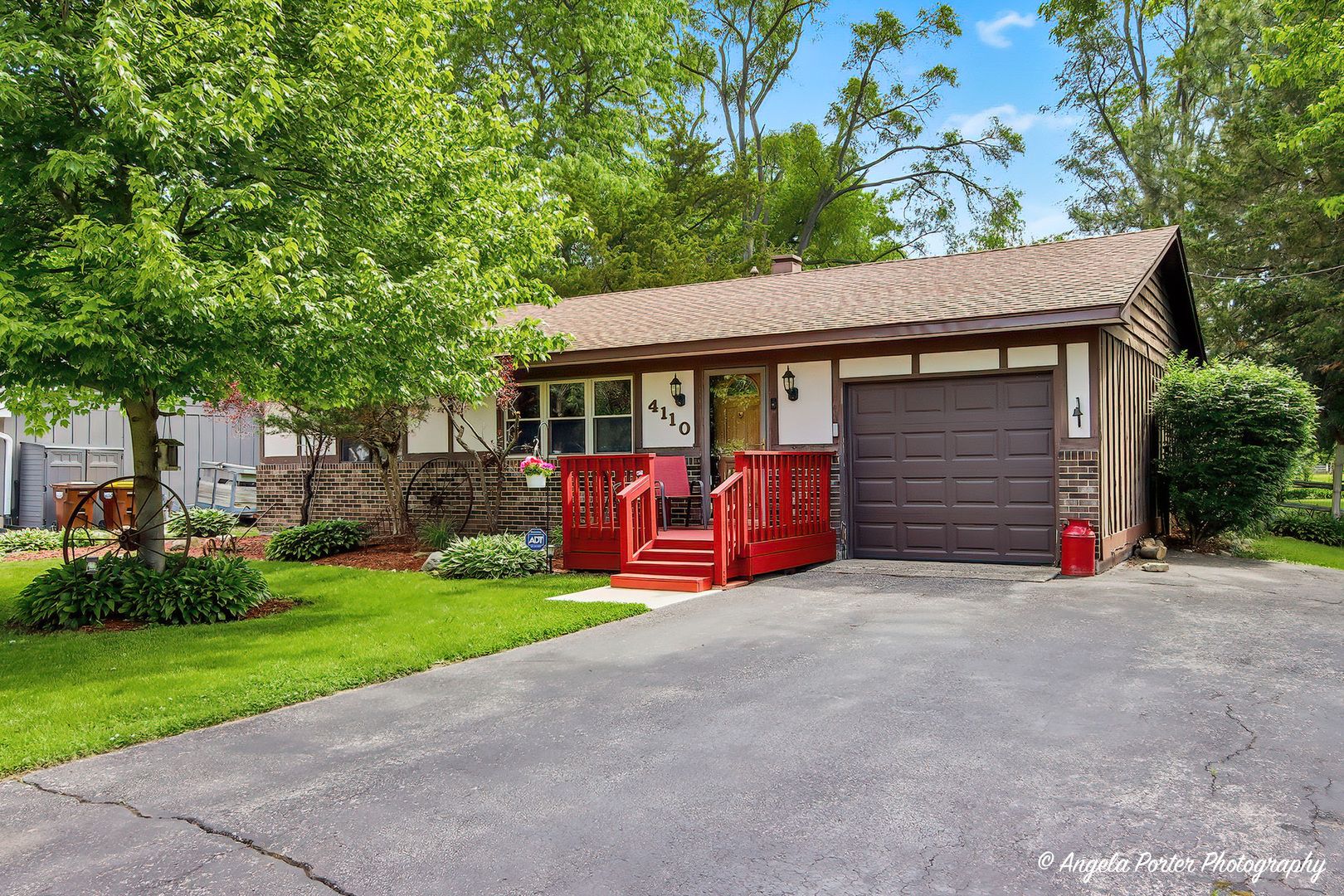4110 Wildwood Drive — Crystal Lake, IL 60014