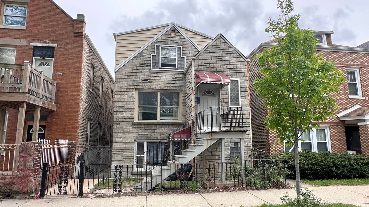 1643 38TH Place, Chicago, IL 60609