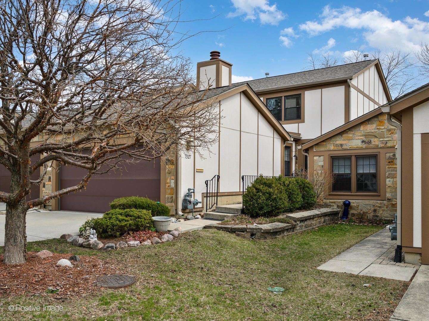 1327 Shagbark Lane — Wheaton, IL 60187