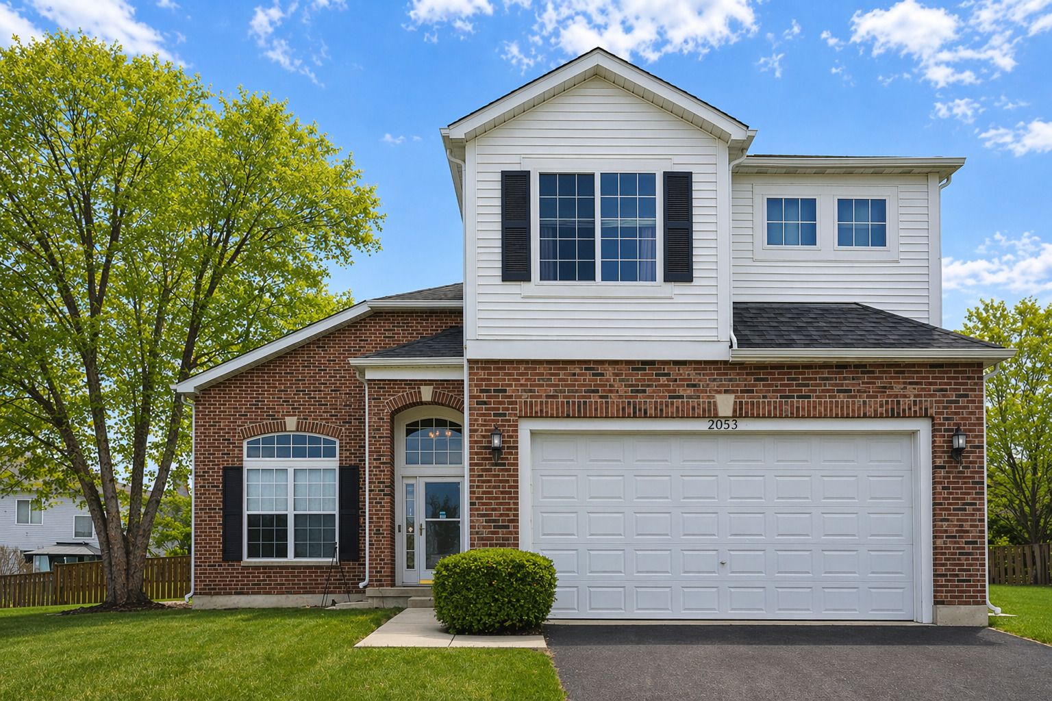 2053 Westbury Lane — Aurora, IL 60502