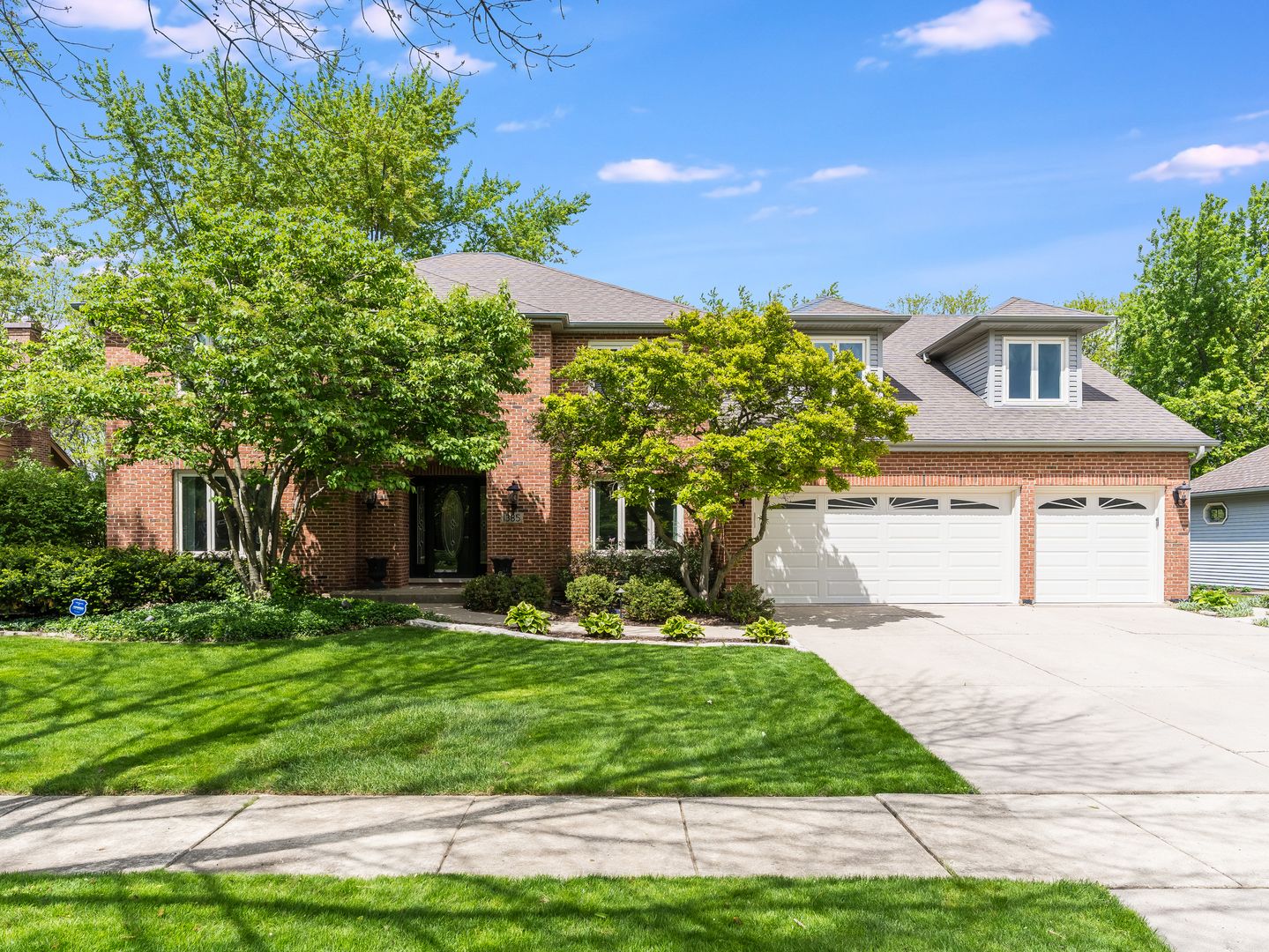 1385 Ginger Lane — Naperville, IL 60565
