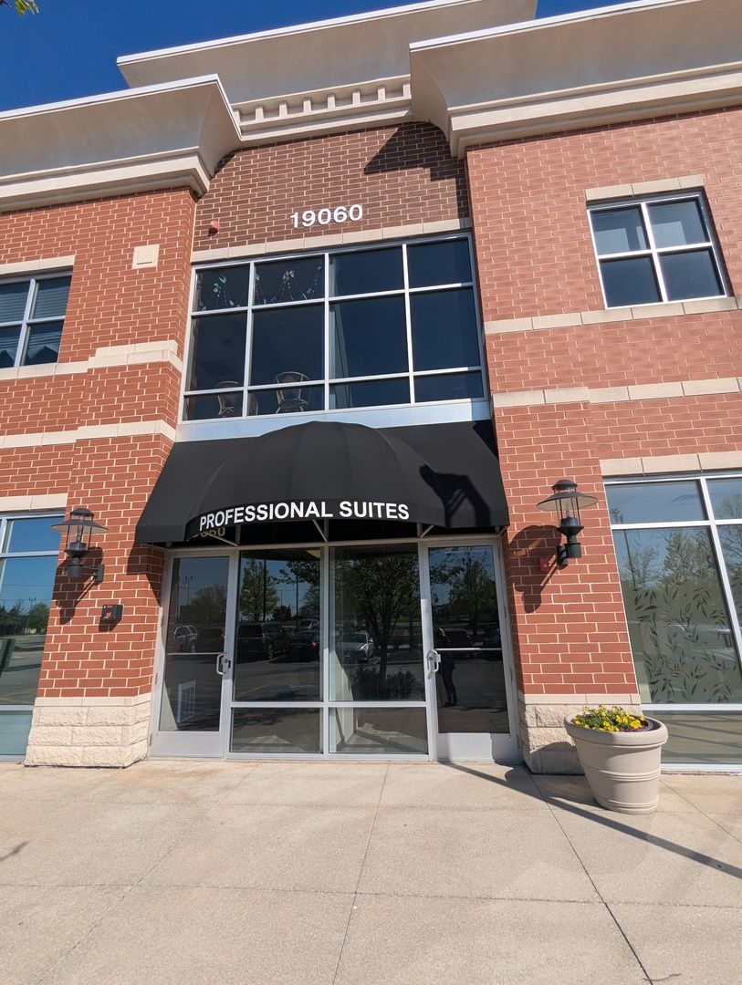 19060 Everett Boulevard #204 — Mokena, IL 60448