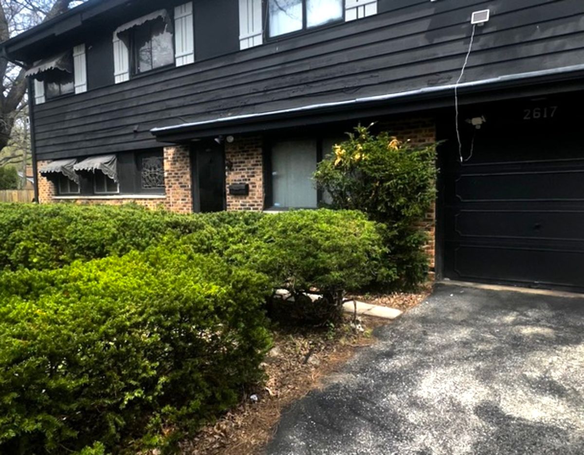 2617 Summit Avenue, Highland Park, IL 60035