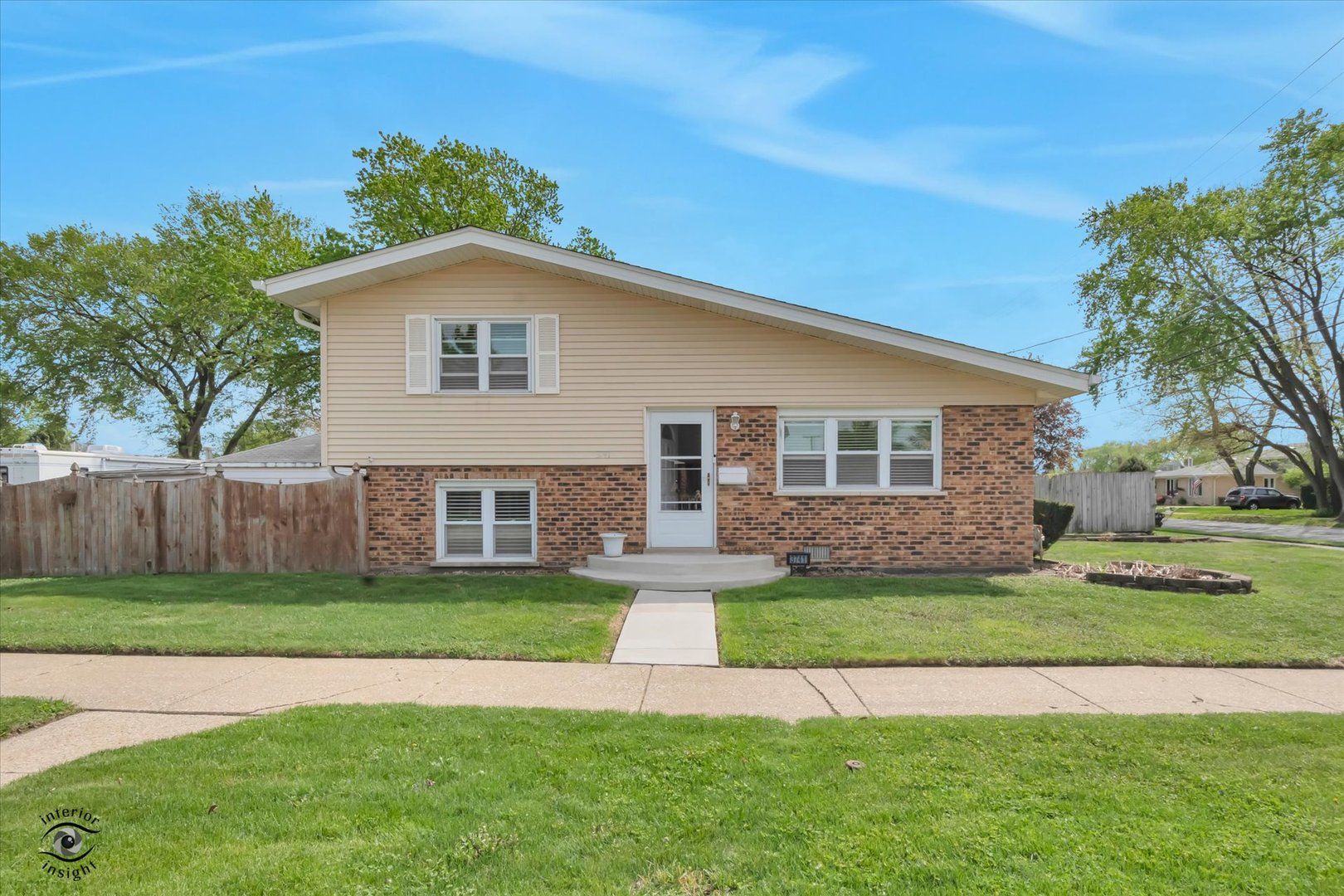 3741 W 121st Street — Alsip, IL 60803
