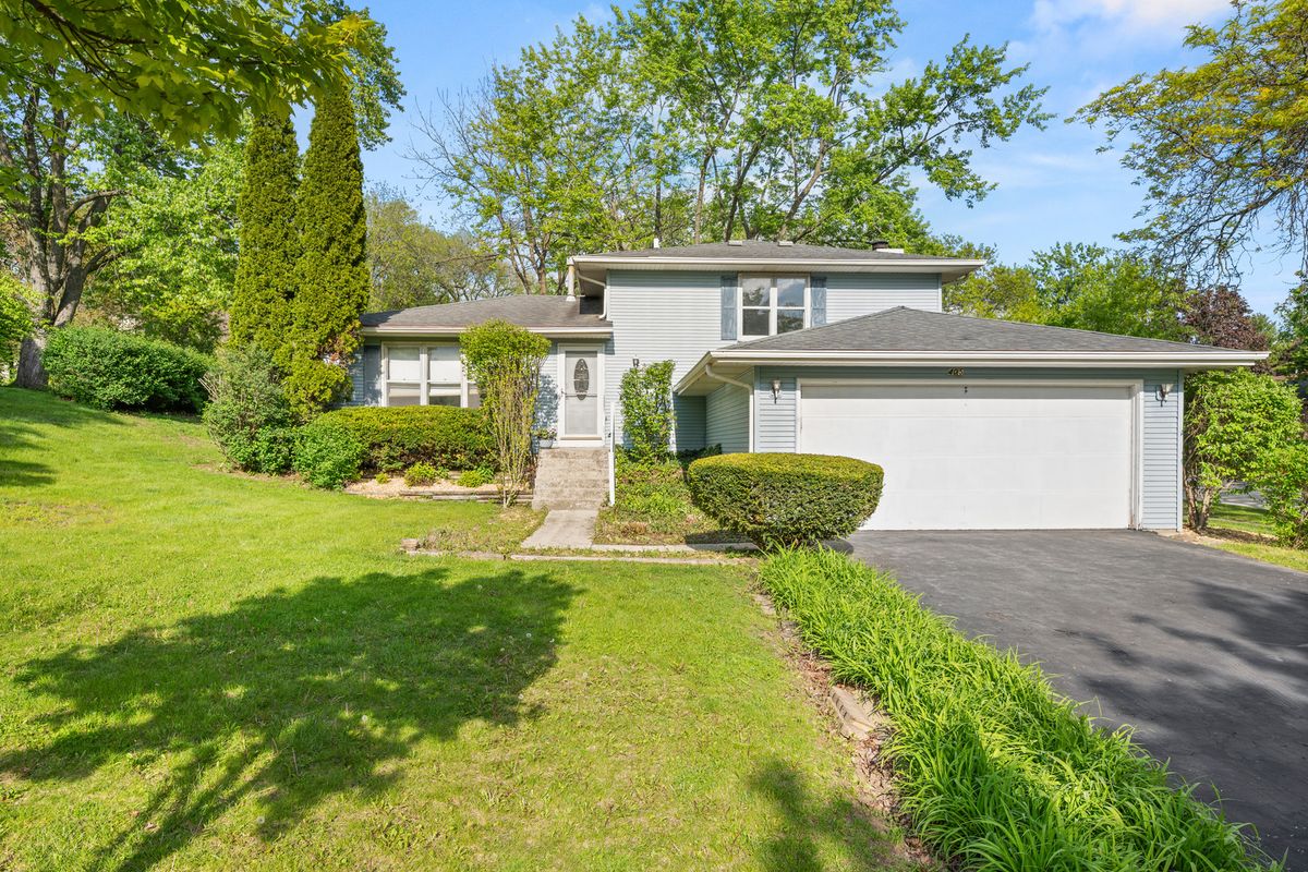 405 N Glengarry Drive, Geneva, IL 60134