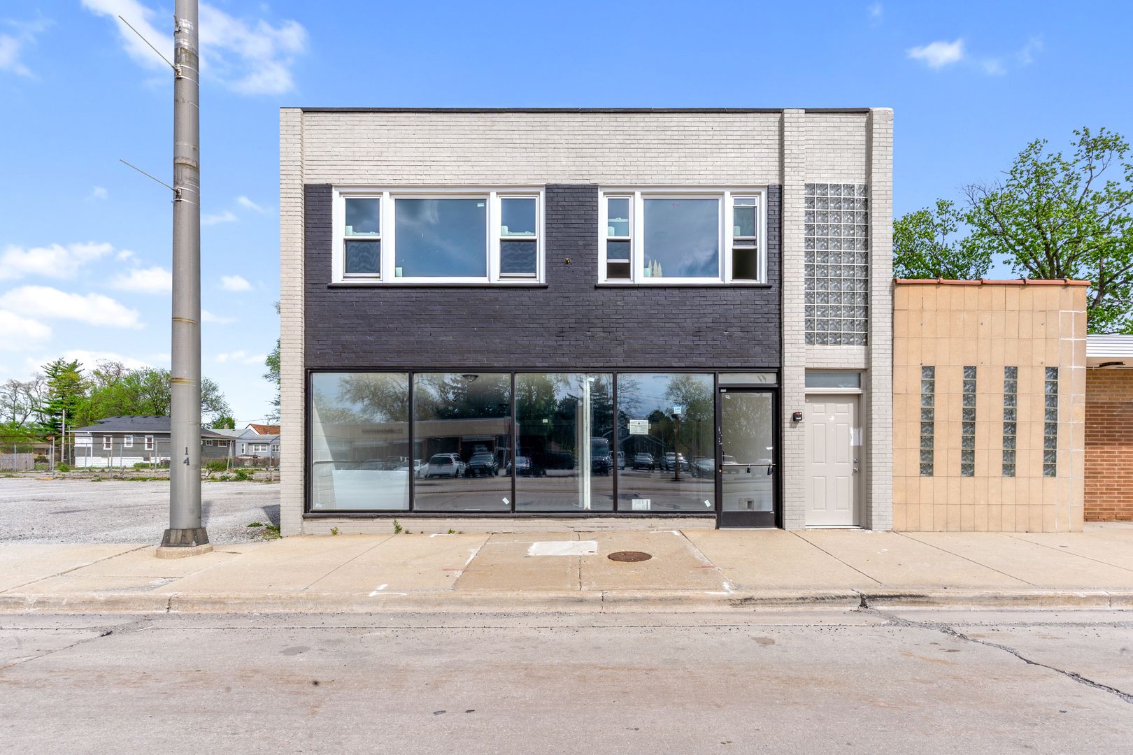 14751 Pulaski Road — Midlothian, IL 60445