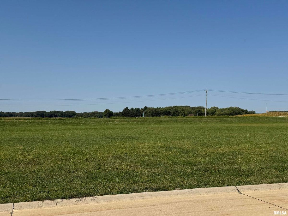 825 Book Lane, Geneseo, IL 61254