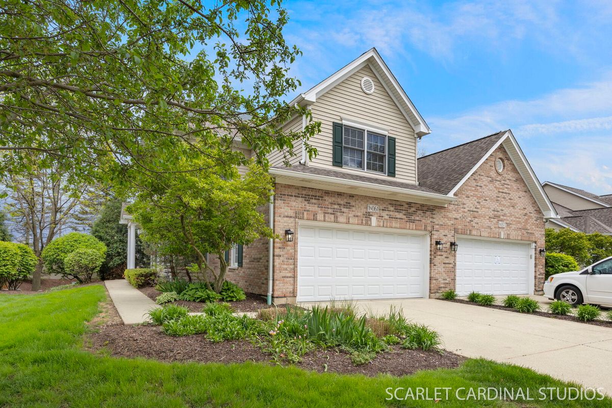 1N061 Mission Court, Winfield, IL 60190