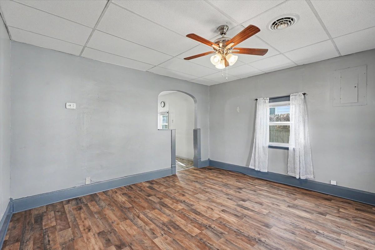 117 N Scott Street, Westville, IL 61883
