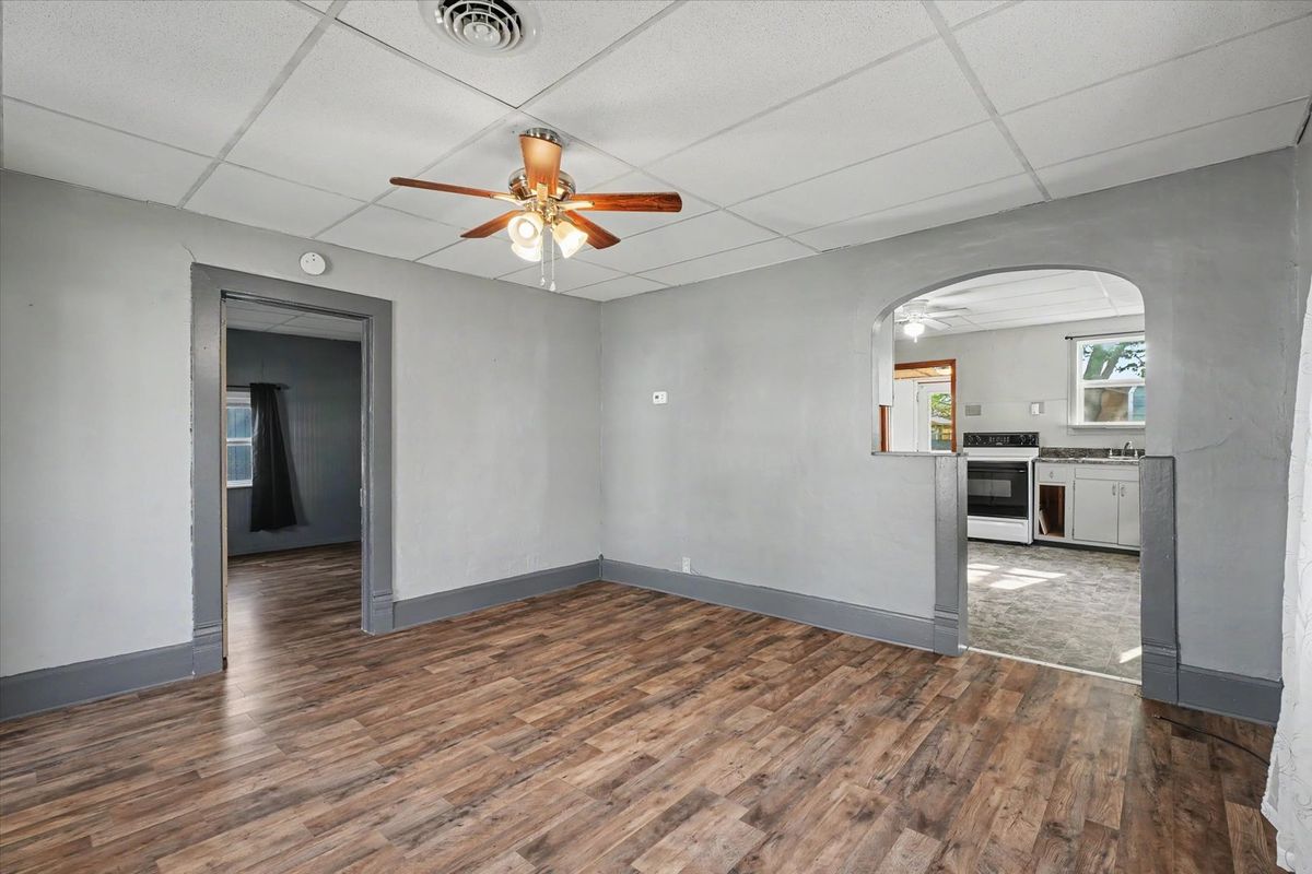 117 N Scott Street, Westville, IL 61883