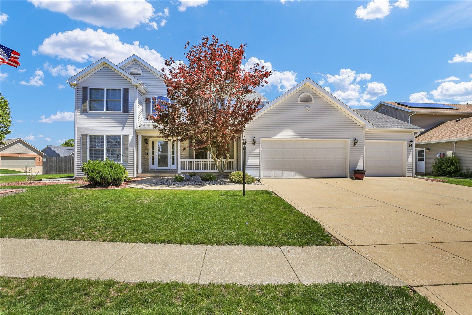 406 Tickseed Avenue — Savoy, IL 61874