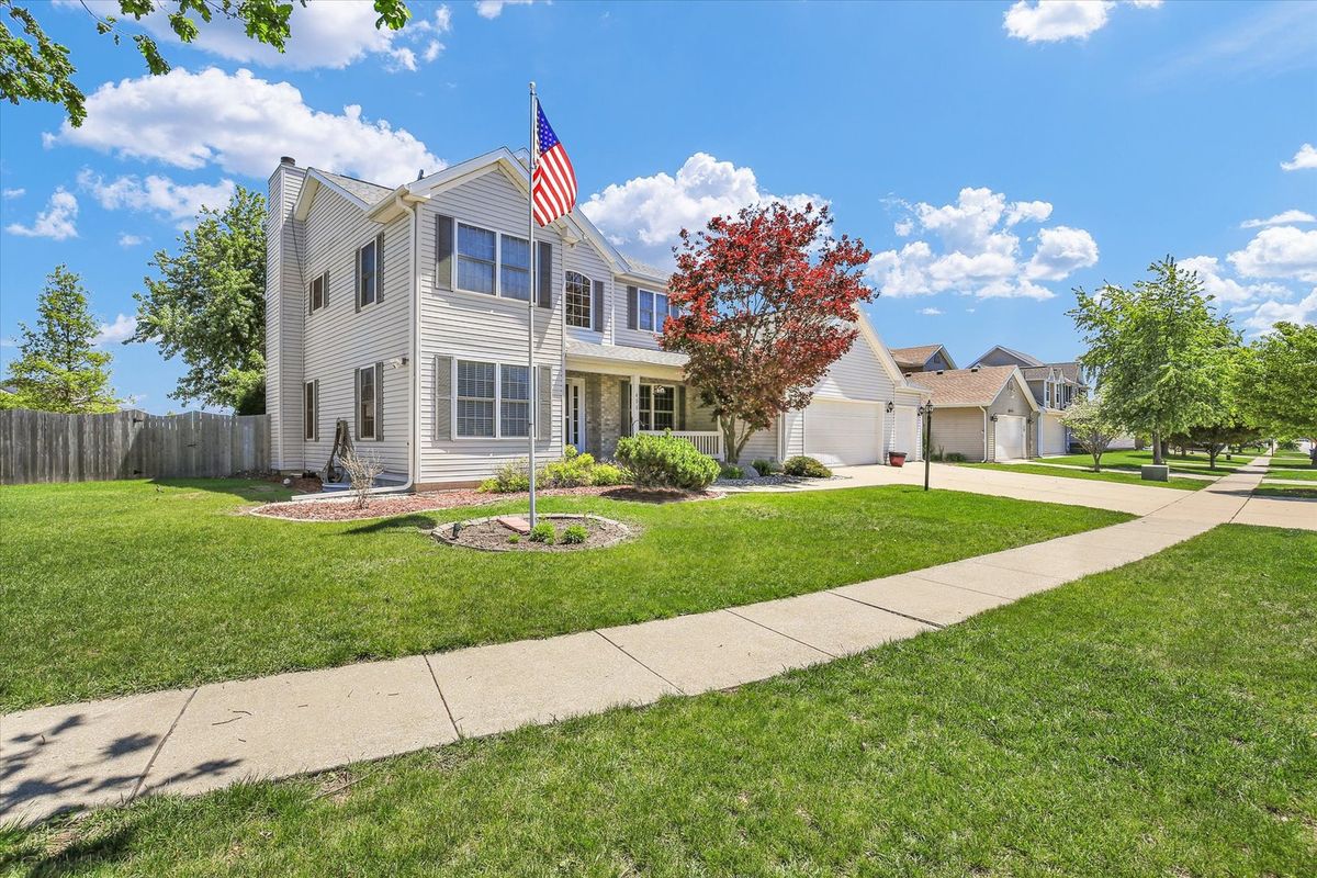 406 Tickseed Avenue, Savoy, IL 61874