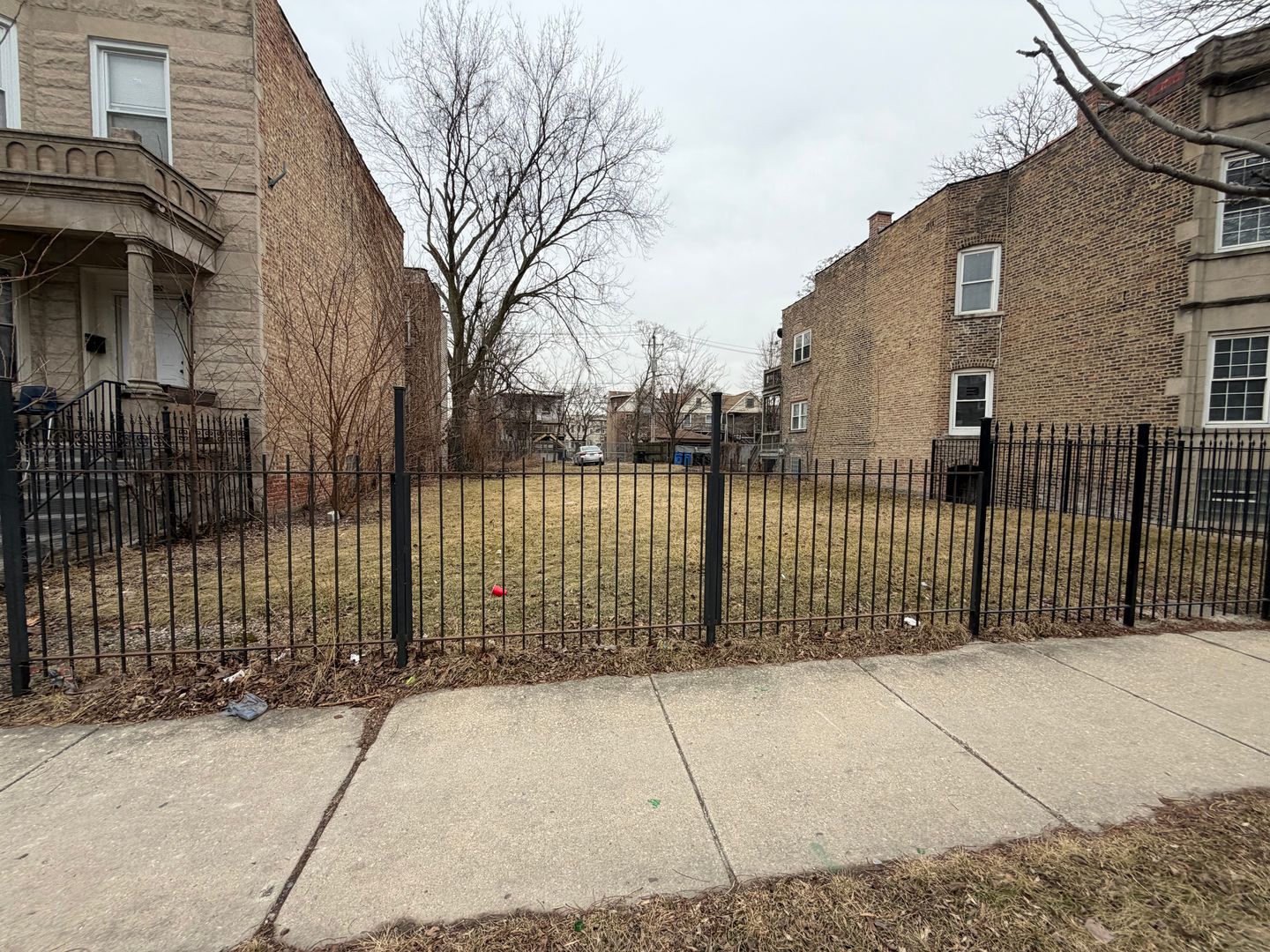 4337 W Jackson Boulevard — Chicago, IL 60624