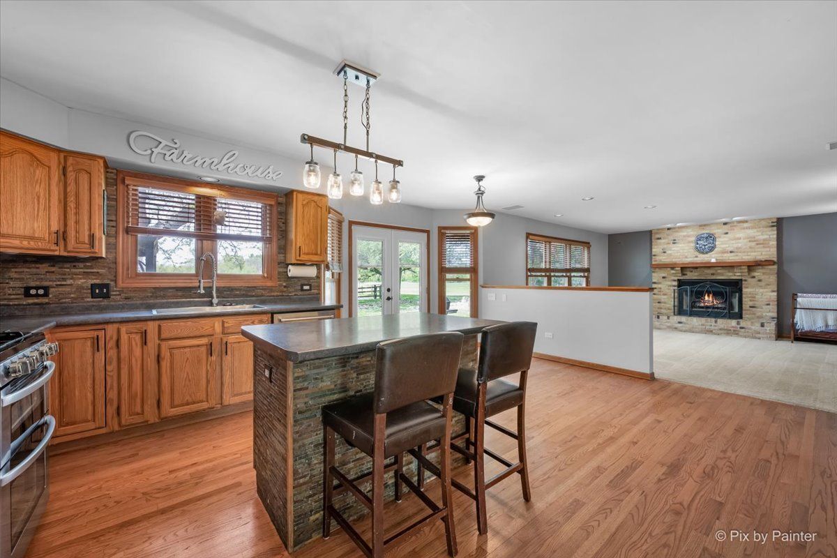 10506 Arabian Trail, Woodstock, IL 60098