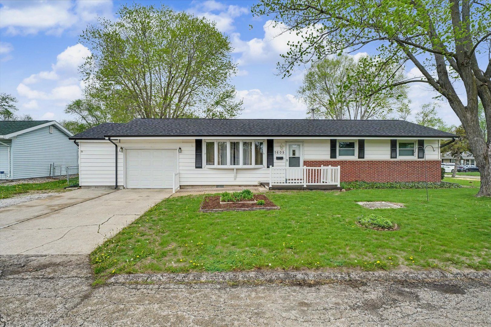 1605 Grange Drive — Rantoul, IL 61866