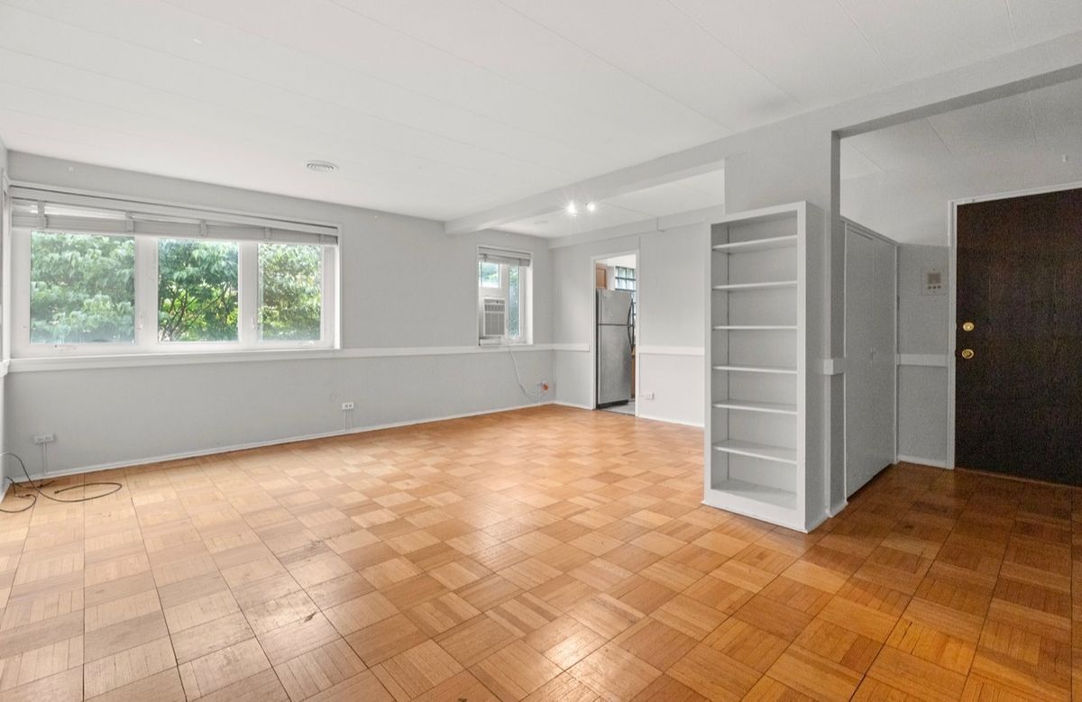 7206 Oak Avenue #2SE, River Forest, IL 60305