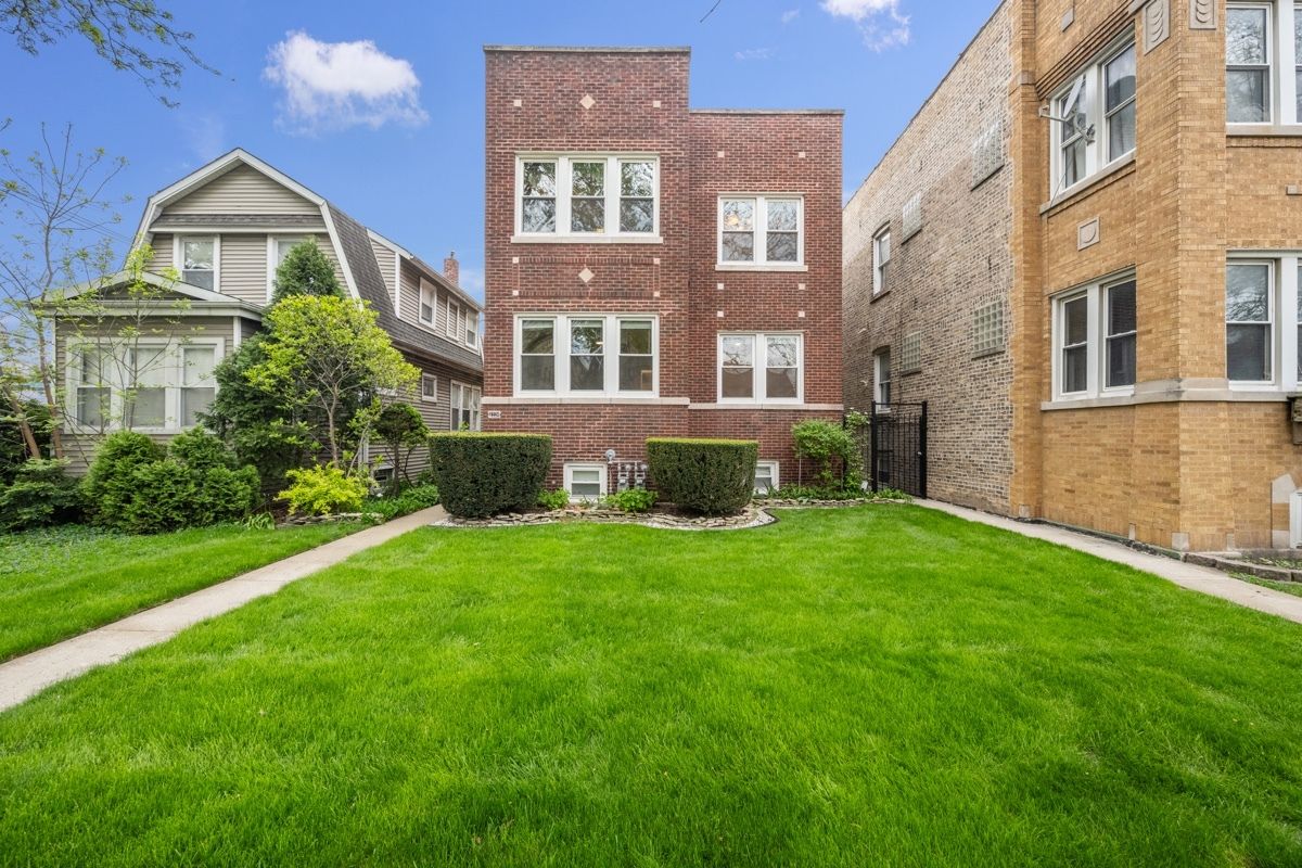 3220 N Keating Avenue — Chicago, IL 60641