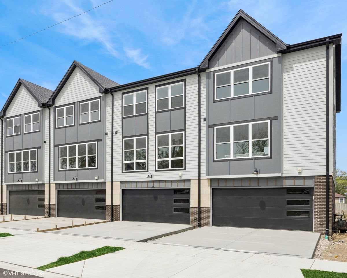 2807 Auxplaines Street, River Grove, IL 60171