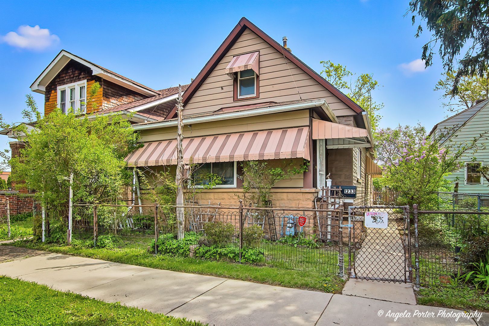 1233 Park Avenue — North Chicago, IL 60064