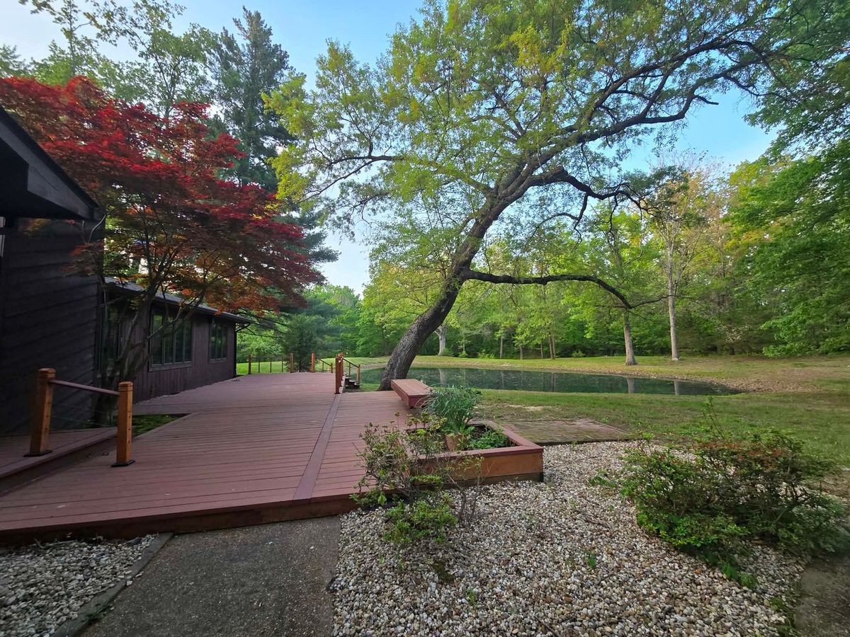 17647 N Old Centralia Lane, Mt Vernon, IL 62864