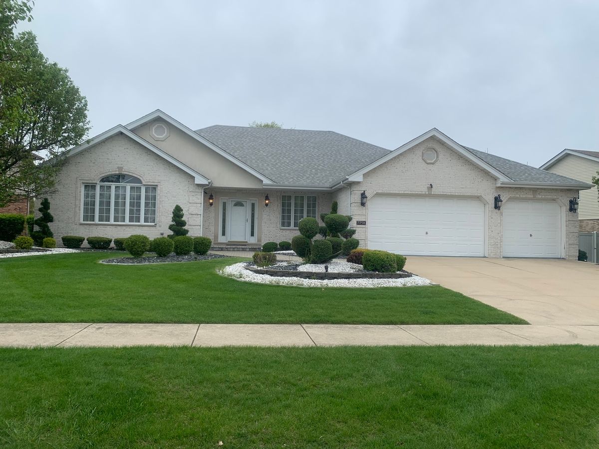 7758 Marquette Drive, Tinley Park, IL 60477