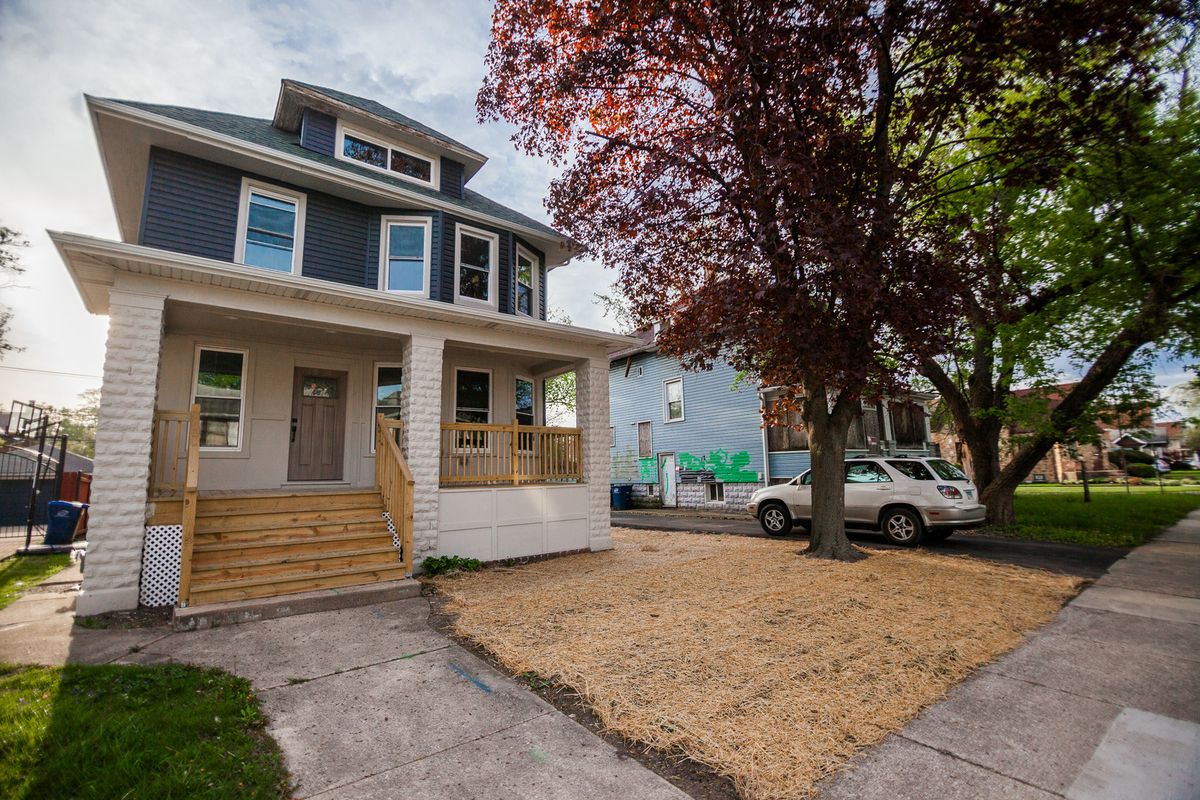 807 5th Avenue, Maywood, IL 60153