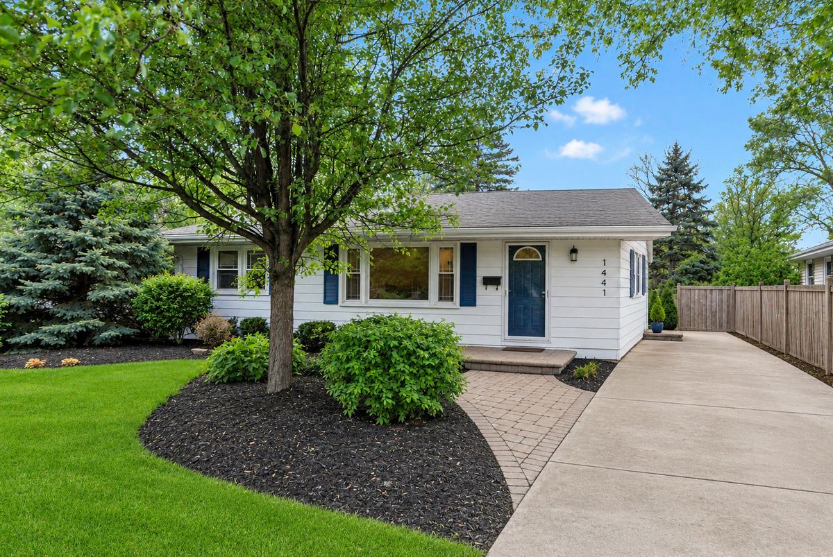 1441 Eagle Street, Naperville, IL 60563