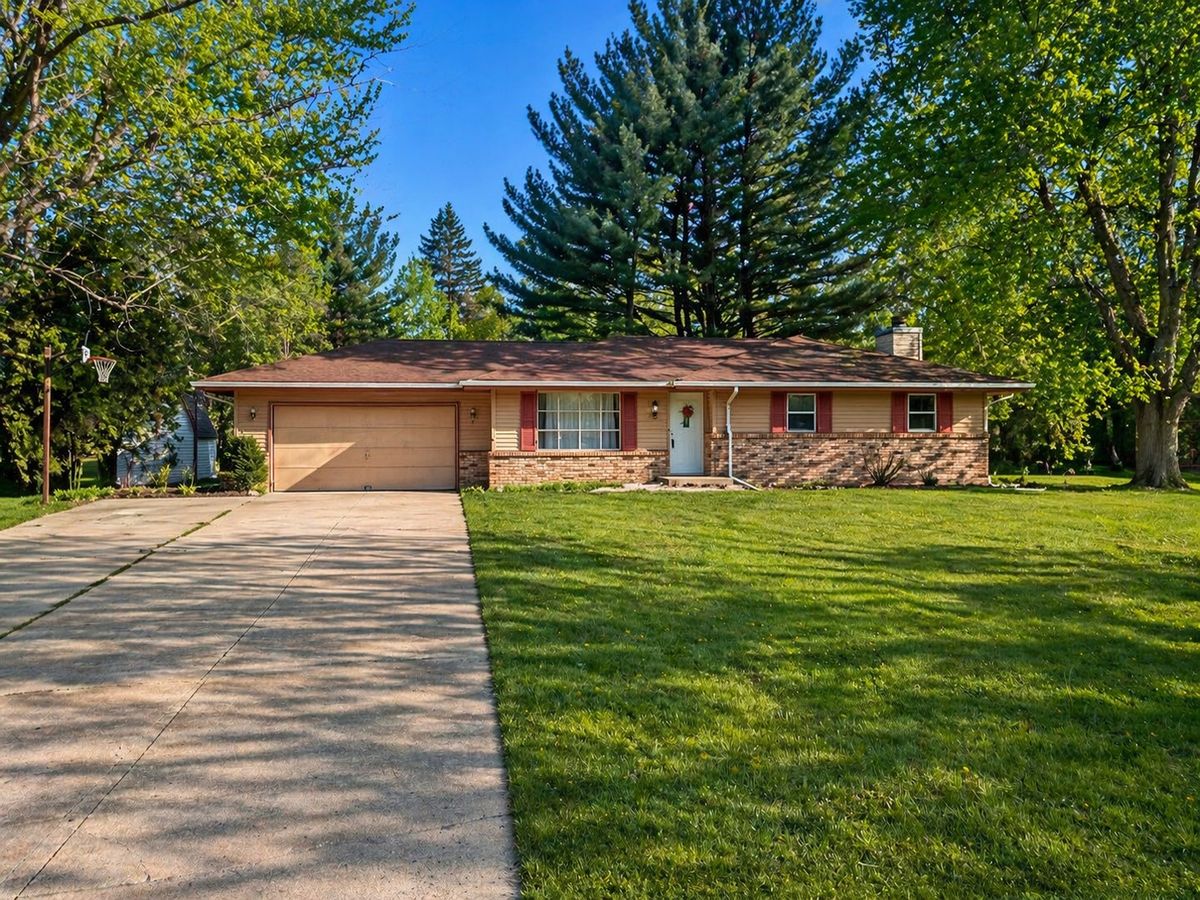 3919 Falling Leaf Drive, Rockford, IL 61109