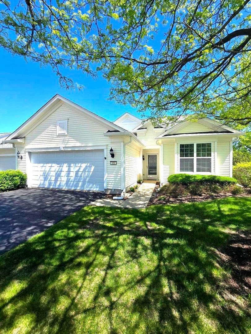 818 Woodland Drive, Shorewood, IL 60404