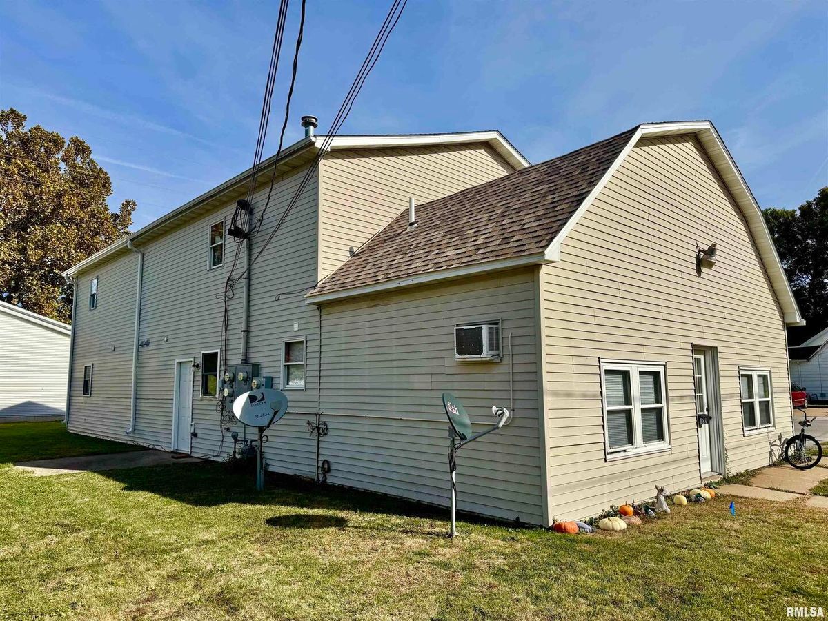 501 SW 3rd Street, Aledo, IL 61231