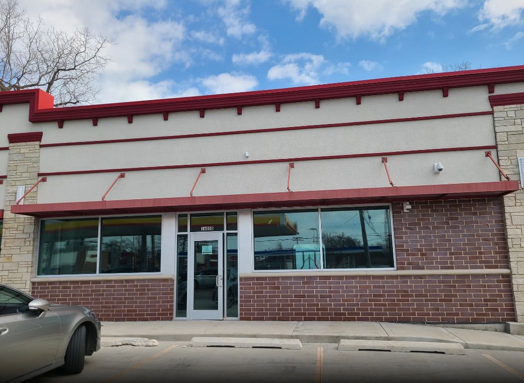 1605 River Road, Des Plaines, IL 60018