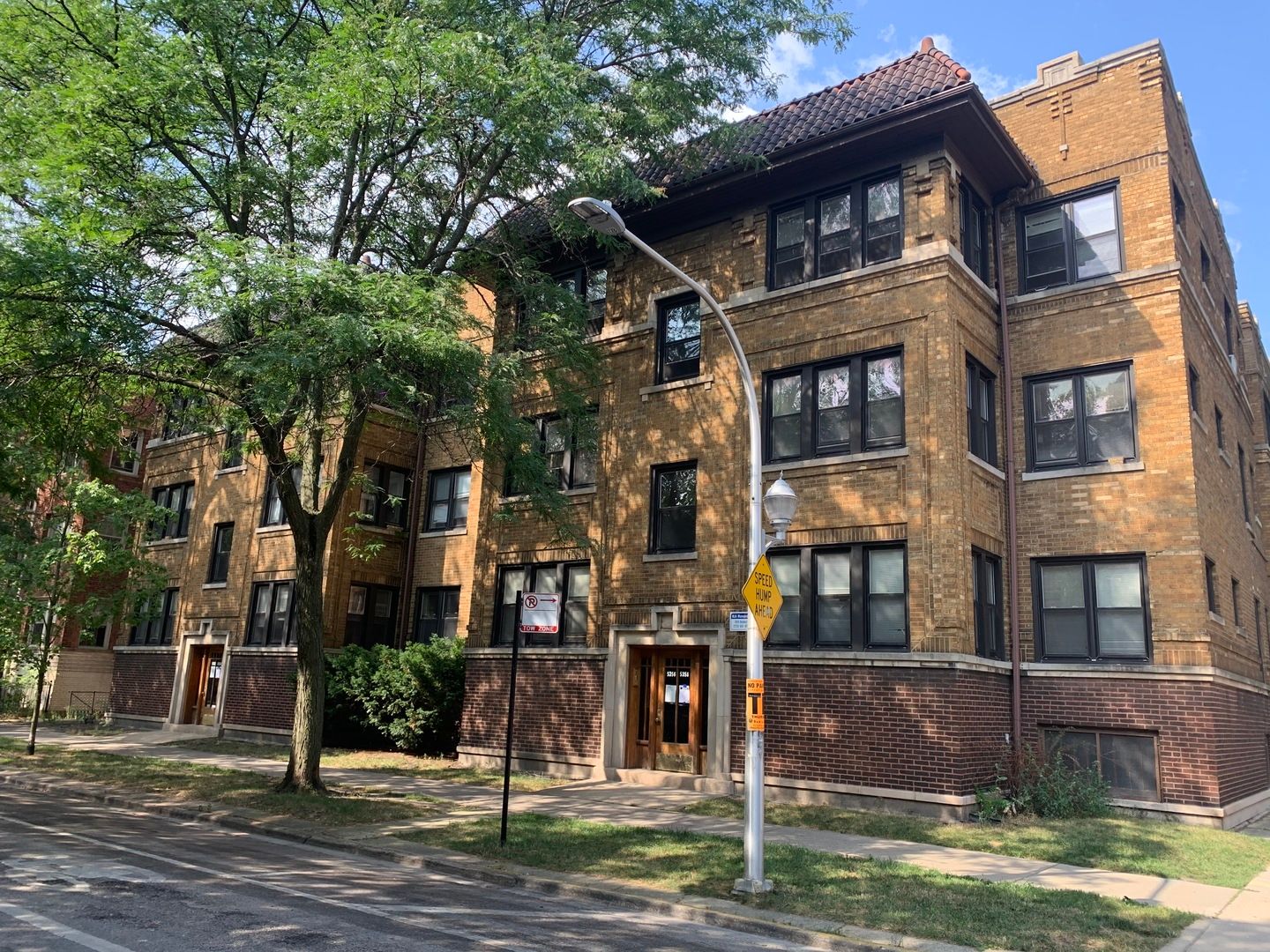 5358 N Winthrop Avenue #3RD — Chicago, IL 60640