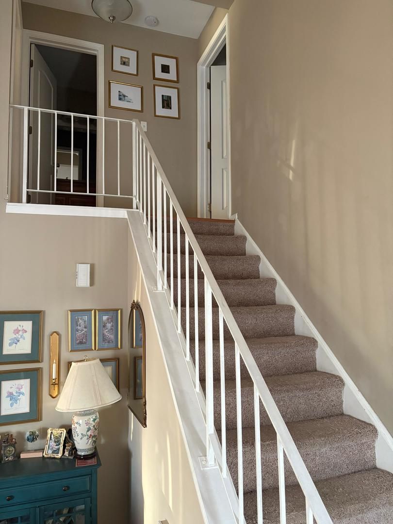 511 East Avenue, Streamwood, IL 60107