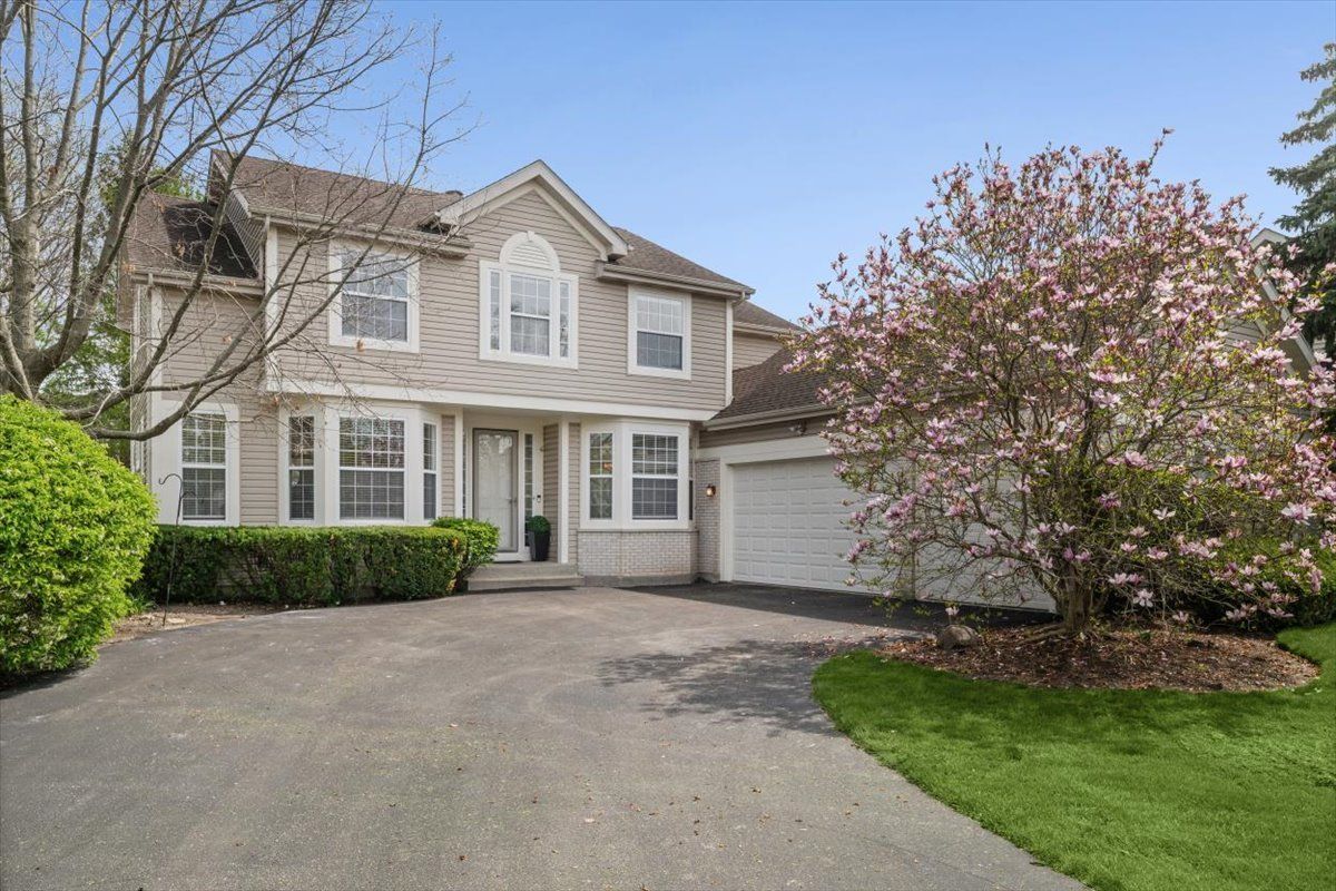 2301 Madiera Lane — Buffalo Grove, IL 60089